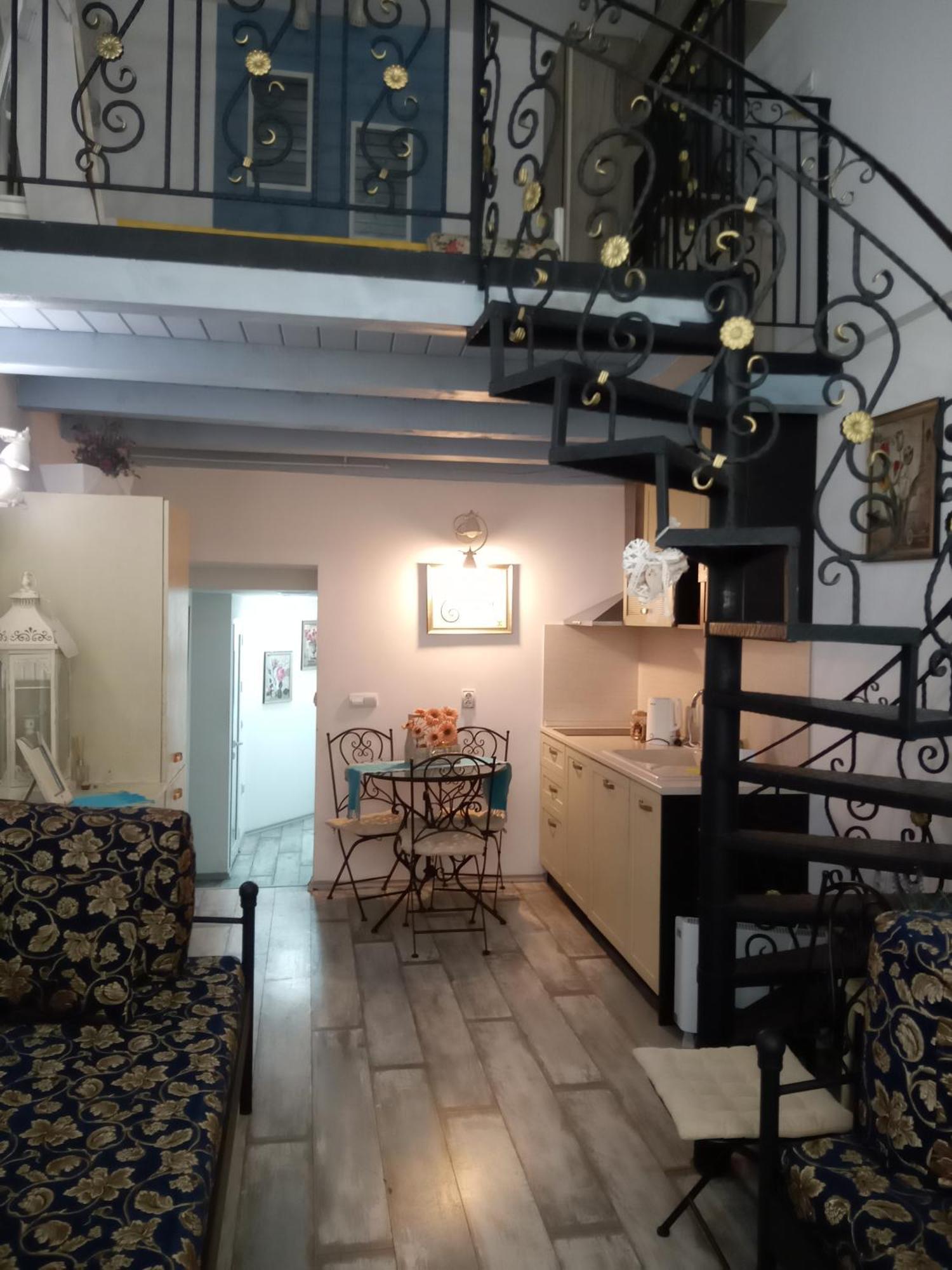 Апартаменти Cosy House *